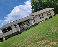 United States Tennessee Harriman vacation rental compare prices direct by owner 24709956