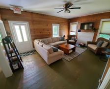 United States North Carolina Marshall vacation rental compare prices direct by owner 747097