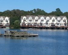 United States South Carolina North Charleston vacation rental compare prices direct by owner 204119