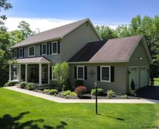 United States New York Lake George vacation rental compare prices direct by owner 1898171