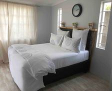 Zimbabwe Mashonaland West Province Kadoma vacation rental compare prices direct by owner 27271105