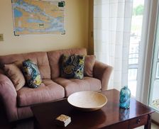 United States New York Alexandria Bay vacation rental compare prices direct by owner 11445956