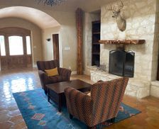 United States Texas Ingram vacation rental compare prices direct by owner 11464507