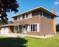United States Michigan Sault Ste. Marie vacation rental compare prices direct by owner 5708599