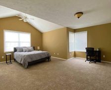 United States Illinois Bloomington vacation rental compare prices direct by owner 10576931