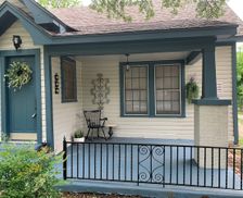 United States Texas Cleburne vacation rental compare prices direct by owner 2867099