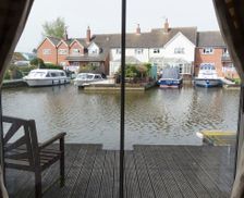 United Kingdom England Hoveton vacation rental compare prices direct by owner 4149457