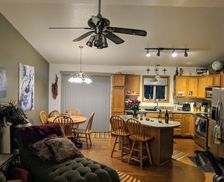 United States South Dakota Sioux Falls vacation rental compare prices direct by owner 1380122