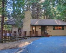 United States California Fish Camp vacation rental compare prices direct by owner 2483820