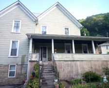 United States West Virginia Welch vacation rental compare prices direct by owner 4752299