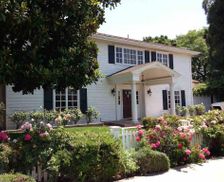 United States California Santa Ana vacation rental compare prices direct by owner 2870764