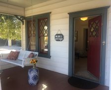 United States California Lodi vacation rental compare prices direct by owner 11578442