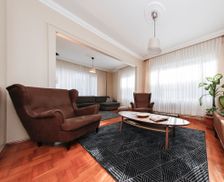 Turkey İstanbul Kadıköy vacation rental compare prices direct by owner 5709328