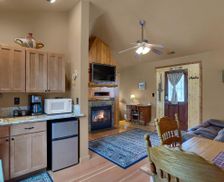 United States Colorado Cascade vacation rental compare prices direct by owner 1064995