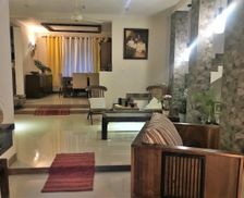 Sri Lanka Western Province Dehiwala-Mount Lavinia vacation rental compare prices direct by owner 25575001