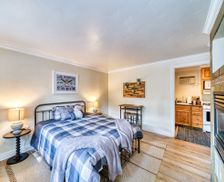 United States California South Lake Tahoe vacation rental compare prices direct by owner 32309979