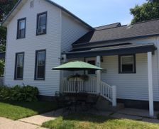 United States Michigan Grand Haven vacation rental compare prices direct by owner 363107