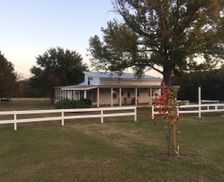 United States Texas Ben Wheeler vacation rental compare prices direct by owner 457595