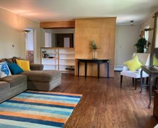 United States Illinois Hinsdale vacation rental compare prices direct by owner 2841894