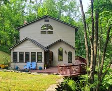 United States New York Kauneonga Lake vacation rental compare prices direct by owner 6161761