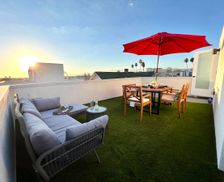 United States California Los Angeles vacation rental compare prices direct by owner 32502203