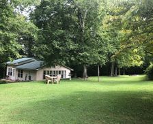 United States Tennessee Loretto vacation rental compare prices direct by owner 1358900