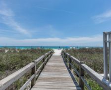 United States Florida Panama City Beach vacation rental compare prices direct by owner 10168303
