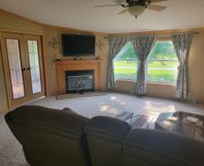 United States Ohio Bucyrus vacation rental compare prices direct by owner 27354641