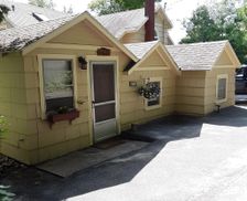 United States New York Queensbury vacation rental compare prices direct by owner 410077