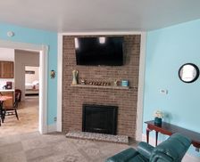 United States Michigan Owosso vacation rental compare prices direct by owner 1264129