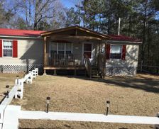 United States Alabama Tuskegee vacation rental compare prices direct by owner 2106348
