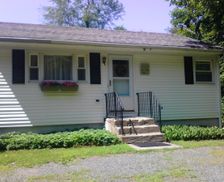 United States New York Craryville vacation rental compare prices direct by owner 1170307