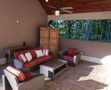 United States New York Pine Bush vacation rental compare prices direct by owner 15374519