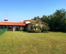 Italy Lombardia Manerba del Garda vacation rental compare prices direct by owner 24143591