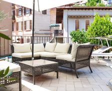 Italy Lombardia Toscolano Maderno vacation rental compare prices direct by owner 5343365