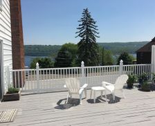 United States New York Watkins Glen vacation rental compare prices direct by owner 1874328