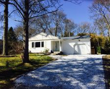 United States New York Moriches vacation rental compare prices direct by owner 463155