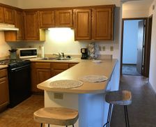 United States Kansas Lawrence vacation rental compare prices direct by owner 30013154