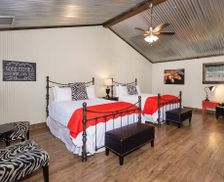 United States Texas Fredericksburg vacation rental compare prices direct by owner 487696