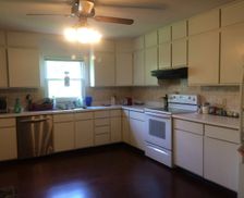United States Illinois Springfield vacation rental compare prices direct by owner 855835