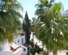 Spain Malaga Région Andalousie Las Lagunas de Mijas vacation rental compare prices direct by owner 9010936