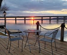 United States Illinois East Moline vacation rental compare prices direct by owner 11459252