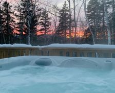 United States Maine Carrabassett Valley vacation rental compare prices direct by owner 11402824