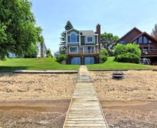 United States Michigan Beulah vacation rental compare prices direct by owner 626683