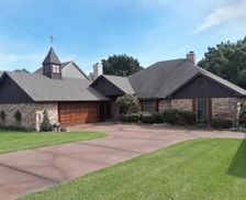 United States Texas Granbury vacation rental compare prices direct by owner 205390