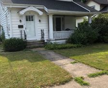 United States New York Westfield vacation rental compare prices direct by owner 1096366