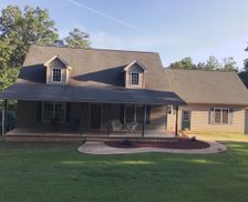 United States South Carolina Seneca vacation rental compare prices direct by owner 803609