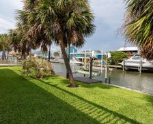 United States Florida Navarre vacation rental compare prices direct by owner 2414446