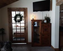 United States Michigan Ironwood vacation rental compare prices direct by owner 11590000