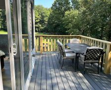 United States New York Saugerties vacation rental compare prices direct by owner 2986309